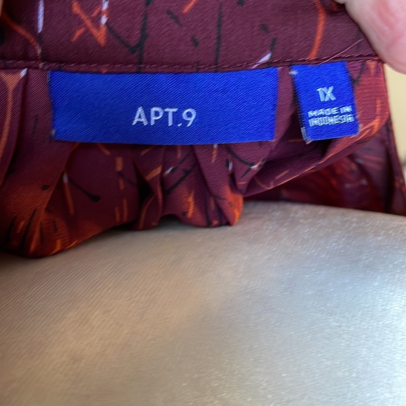 APT. 9 patterned blouse 1X - Picture 4 of 4